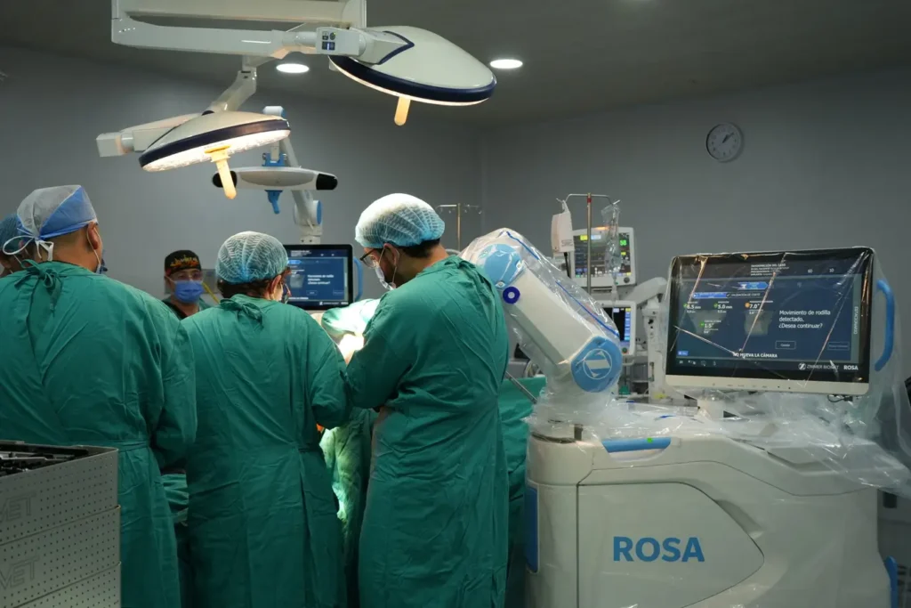 robot-rosa-traumatologia-quirurgica-protesis