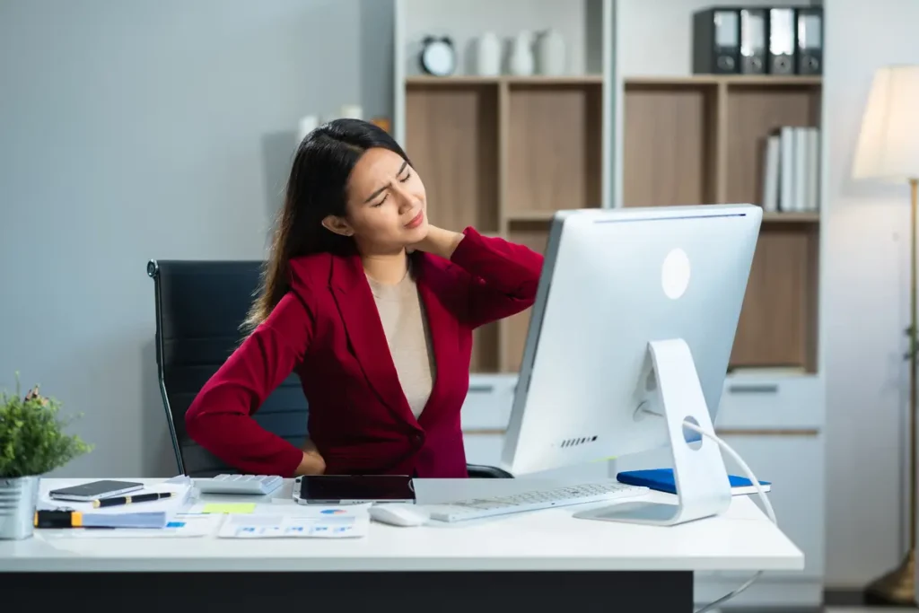 Comparativa postural correcta vs incorrecta