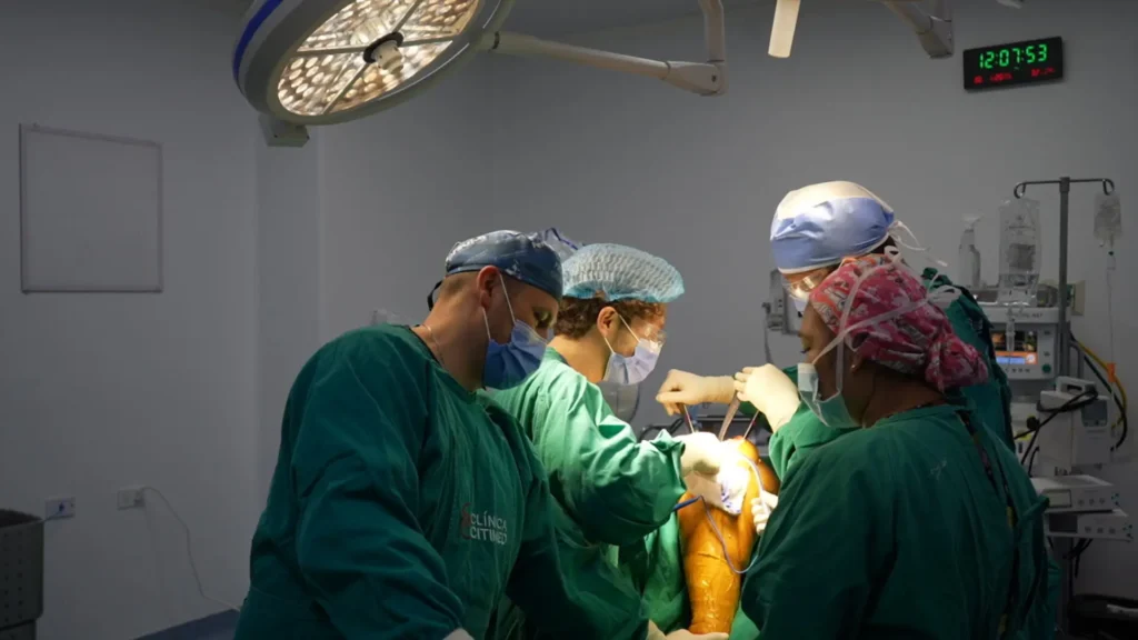 cirugia protesis de rodilla clinica de traumatologia quirurgica