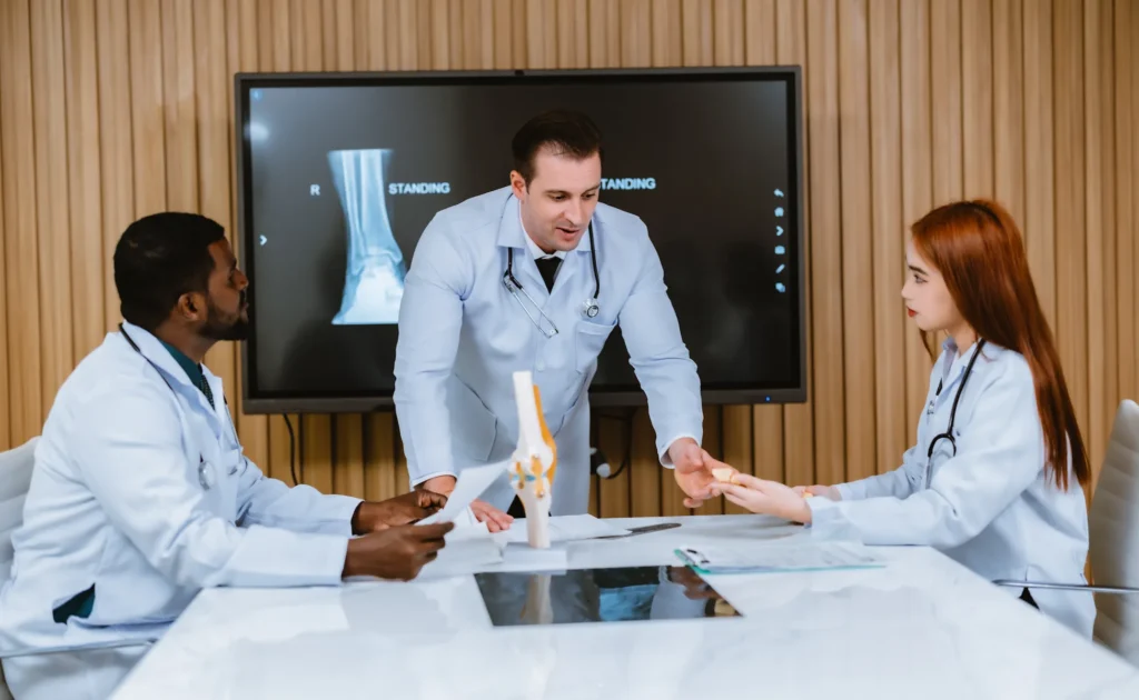 Clínica de Traumatología Quirúrgica | fracturas más comunes en adultos mayores,fracturas más comunes en el adulto mayor,fracturas en adultos,traumatólogos Quito,prevención de fracturas en adultos mayores fractura de fémur - clínica de traumatología quirúrgica